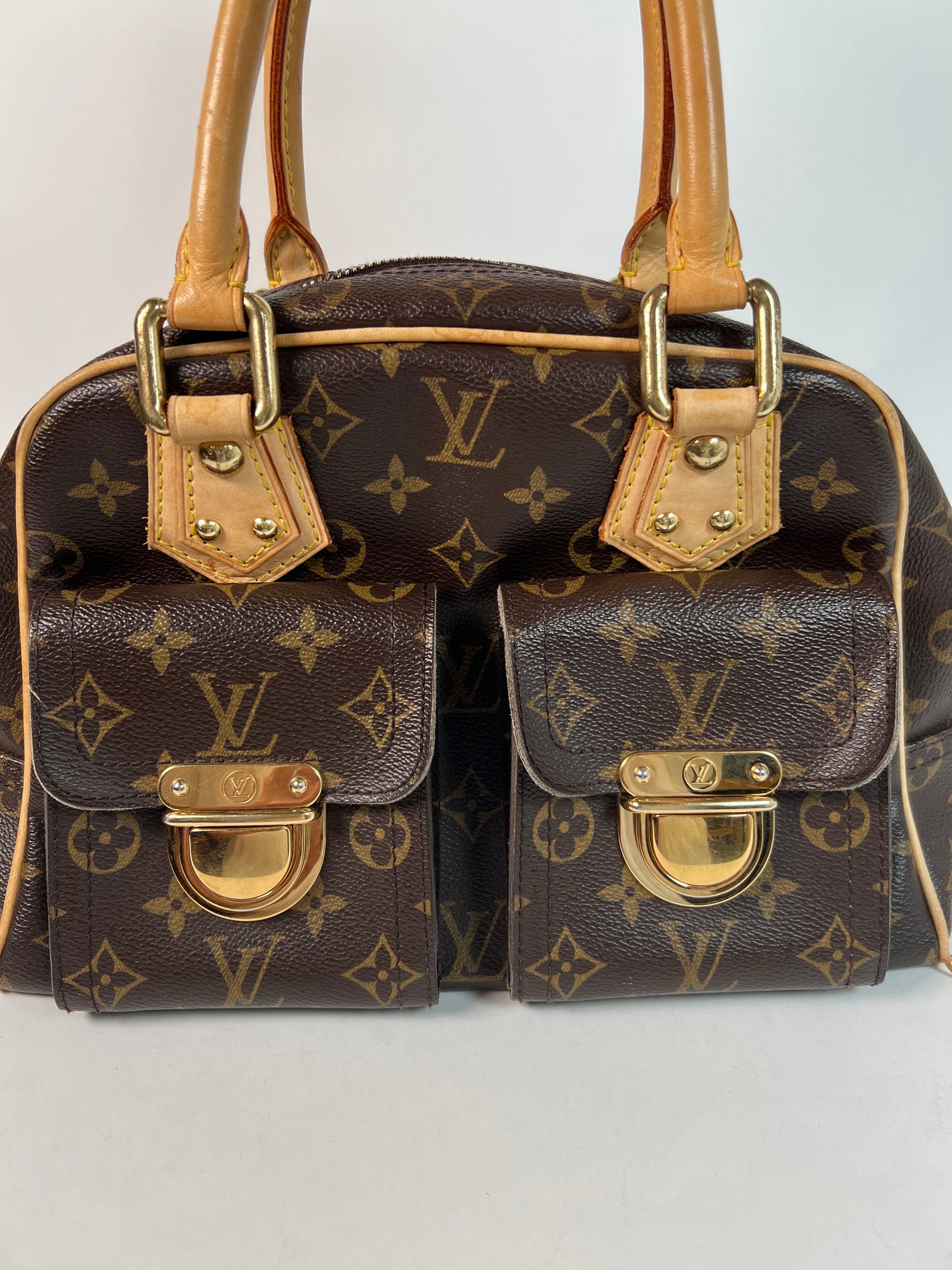 Louis Vuitton Manhattan Monogram Purse