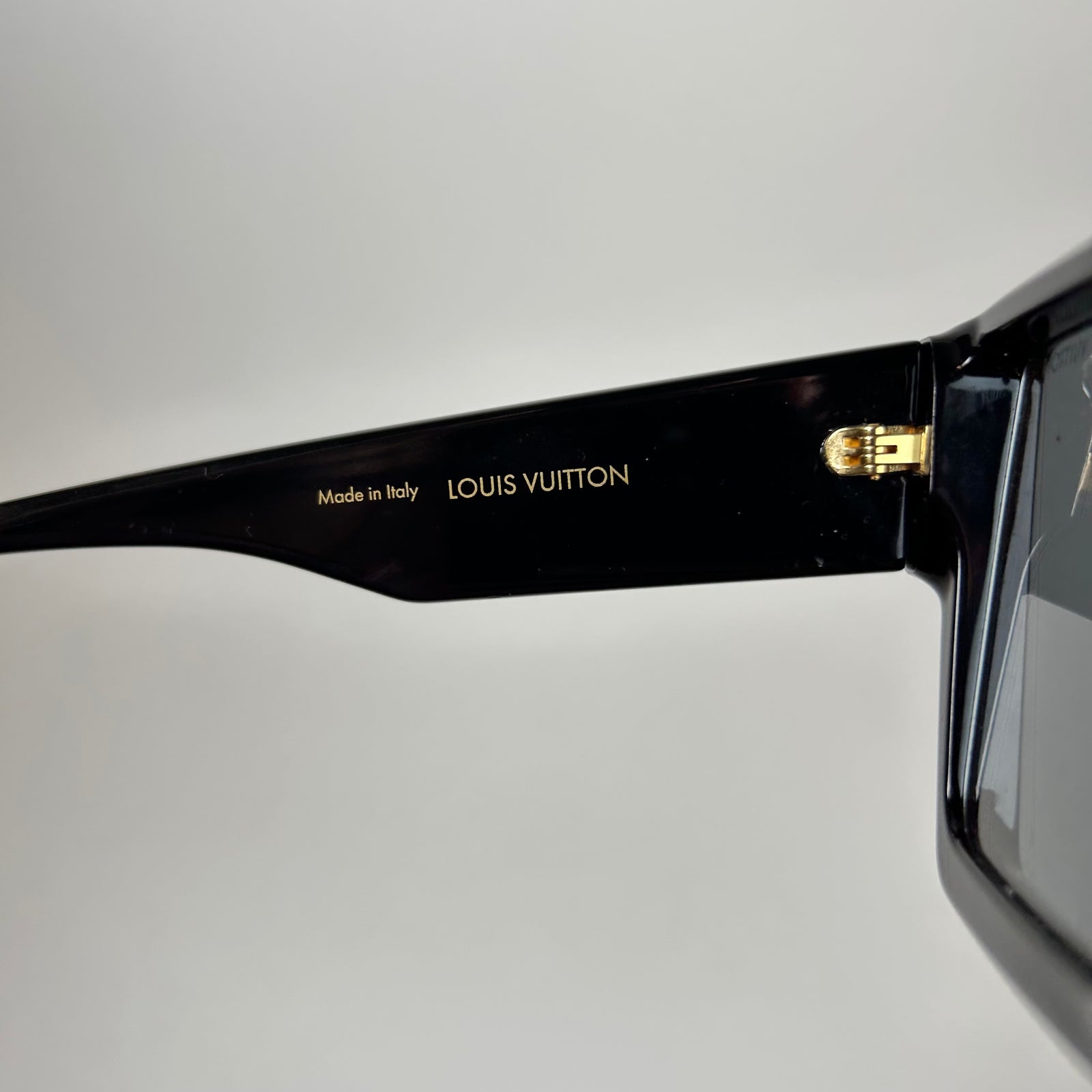 Louis Vuitton Black Cyclone Sunglasses