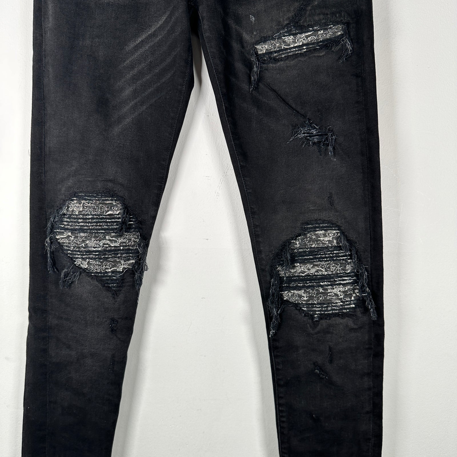 Amiri MX1 Black Paisley Patch Jeans Size 28