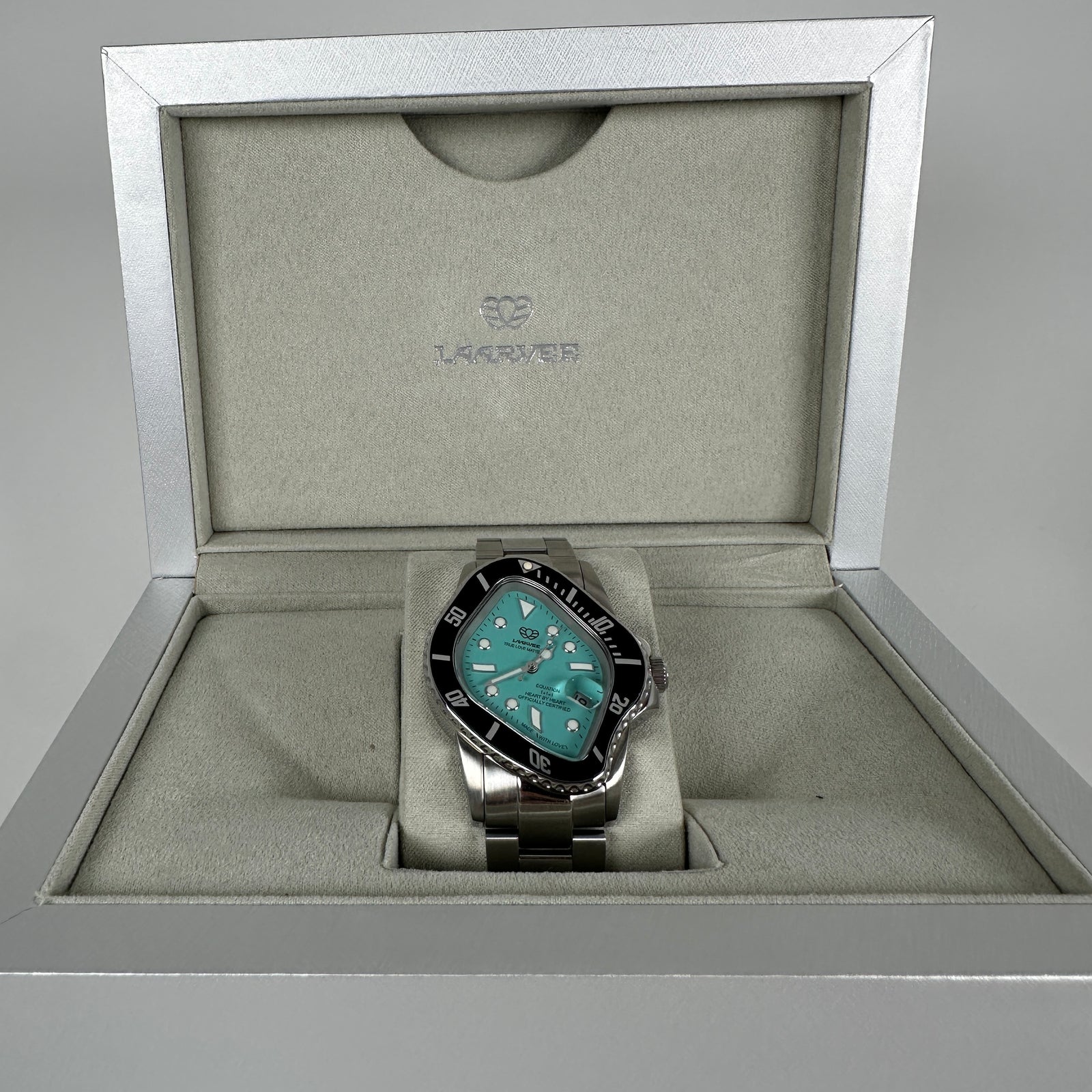 Laarvee x Kith PEA001 Crash Watch