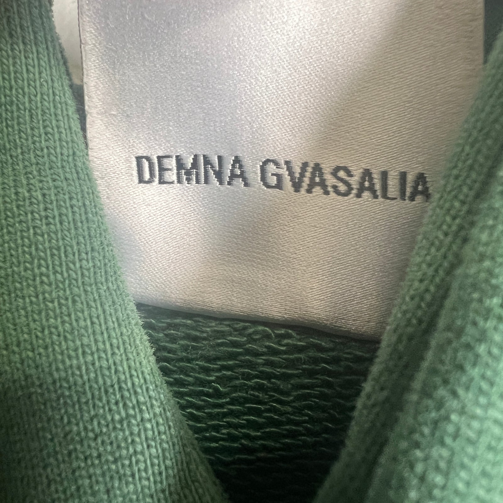 Vetements Green Tourist AW18 Hoodie Size XL