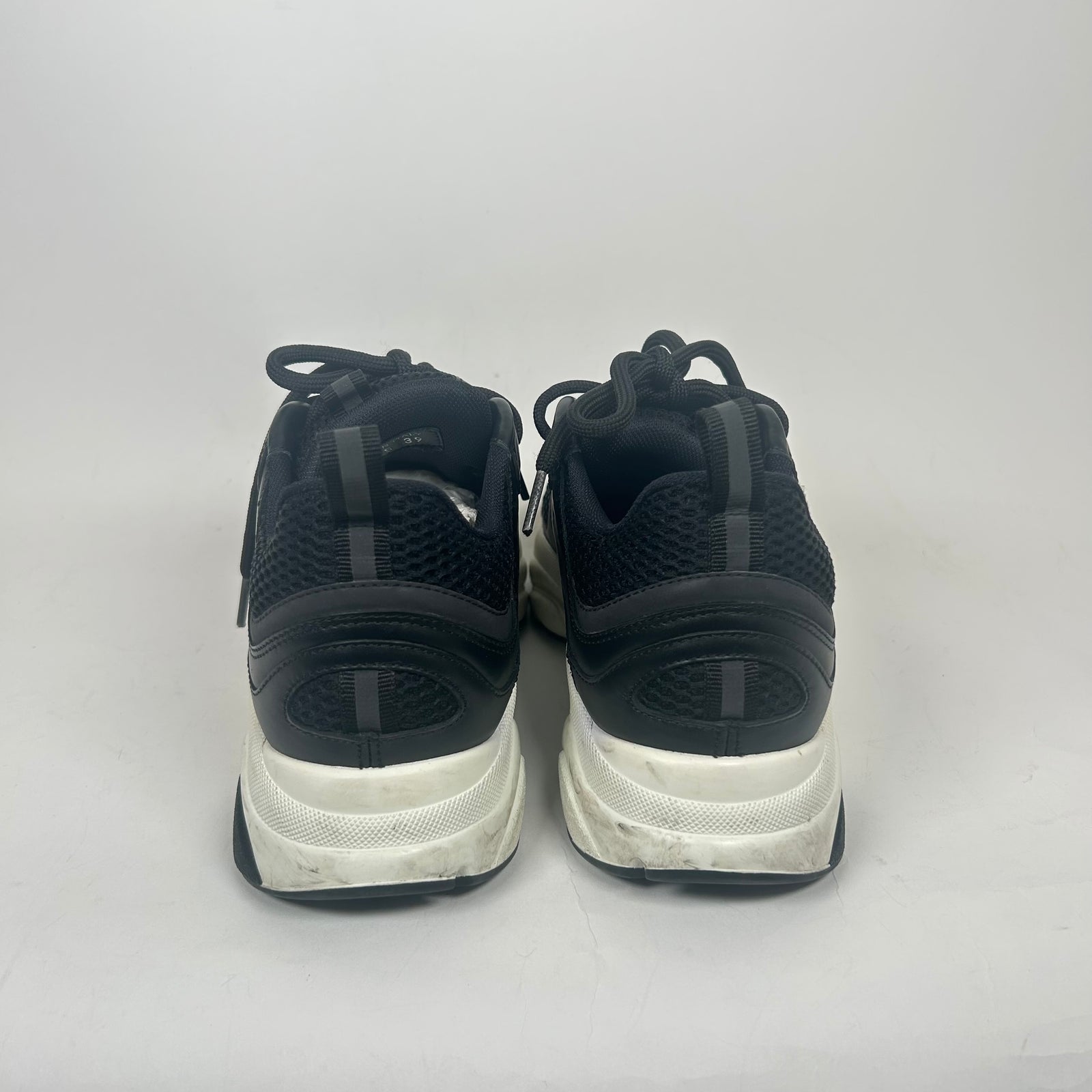 Dior Black/White B22 Sneaker Size 39