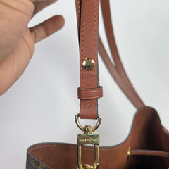 Louis Vuitton Monogram NeoNoe MM Bucket Bag