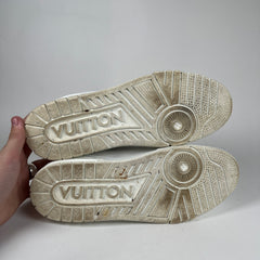 Louis Vuitton Trainer Triple White Size 8