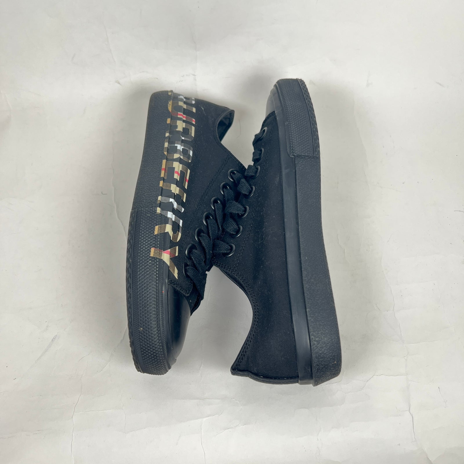 Burberry Black Canvas Larkhall Logo Sneaker Size 37.5