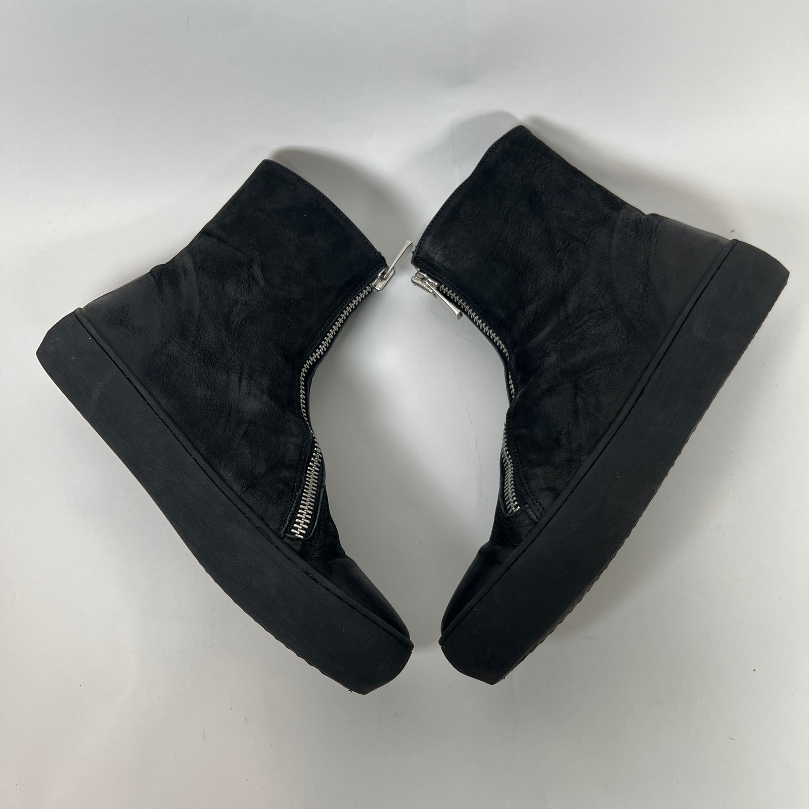 The Last Conspiracy Black Zip Boots Size 9