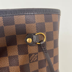 Louis Vuitton Damier Neverfull