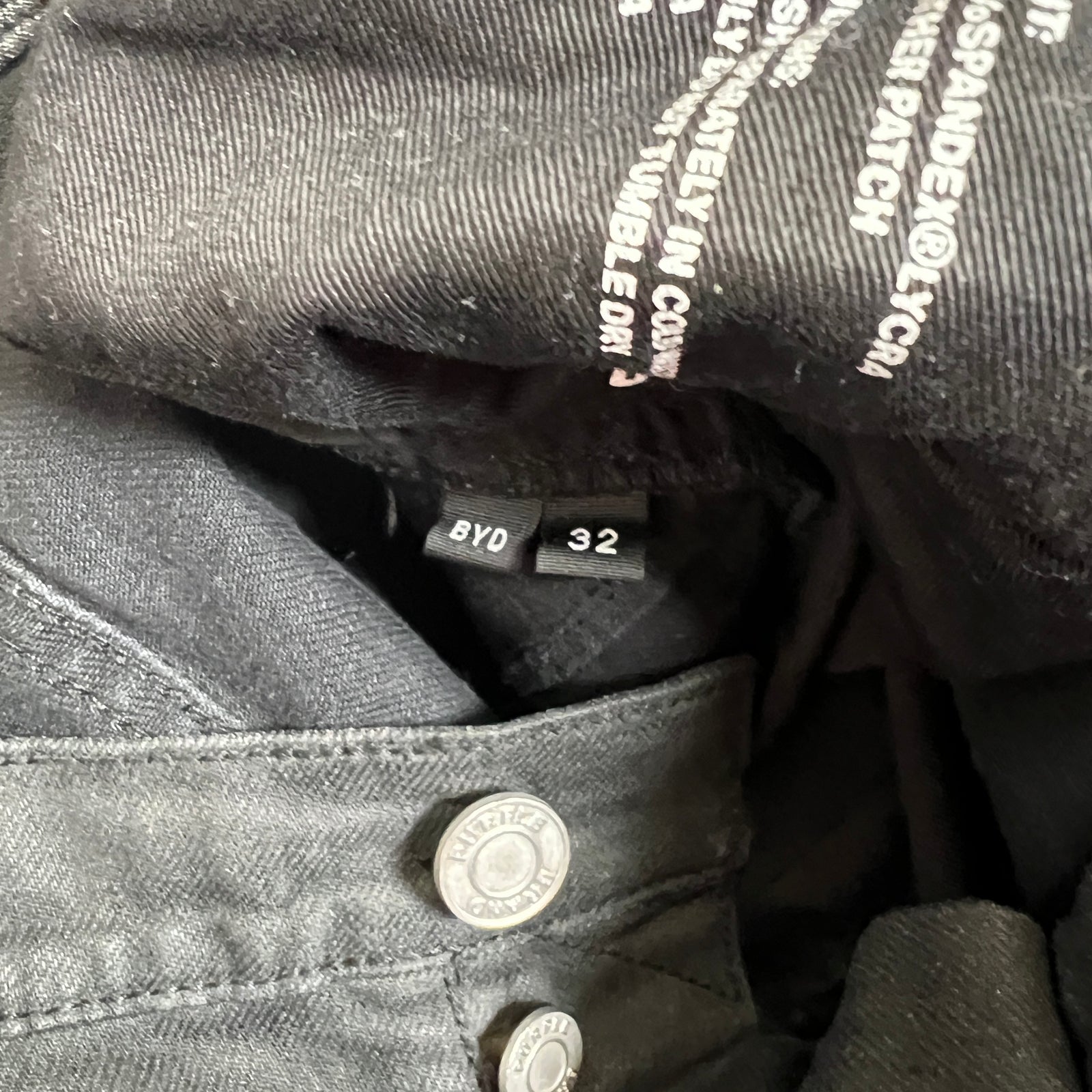 Purple Darkwash Distressed Jeans Sz 32