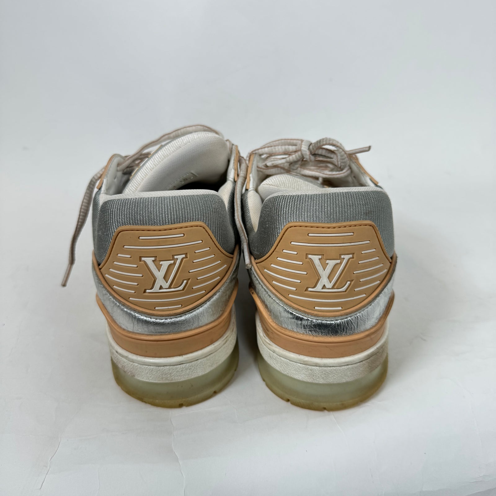 Louis Vuitton Metallic Silver Trainer Size LV 10