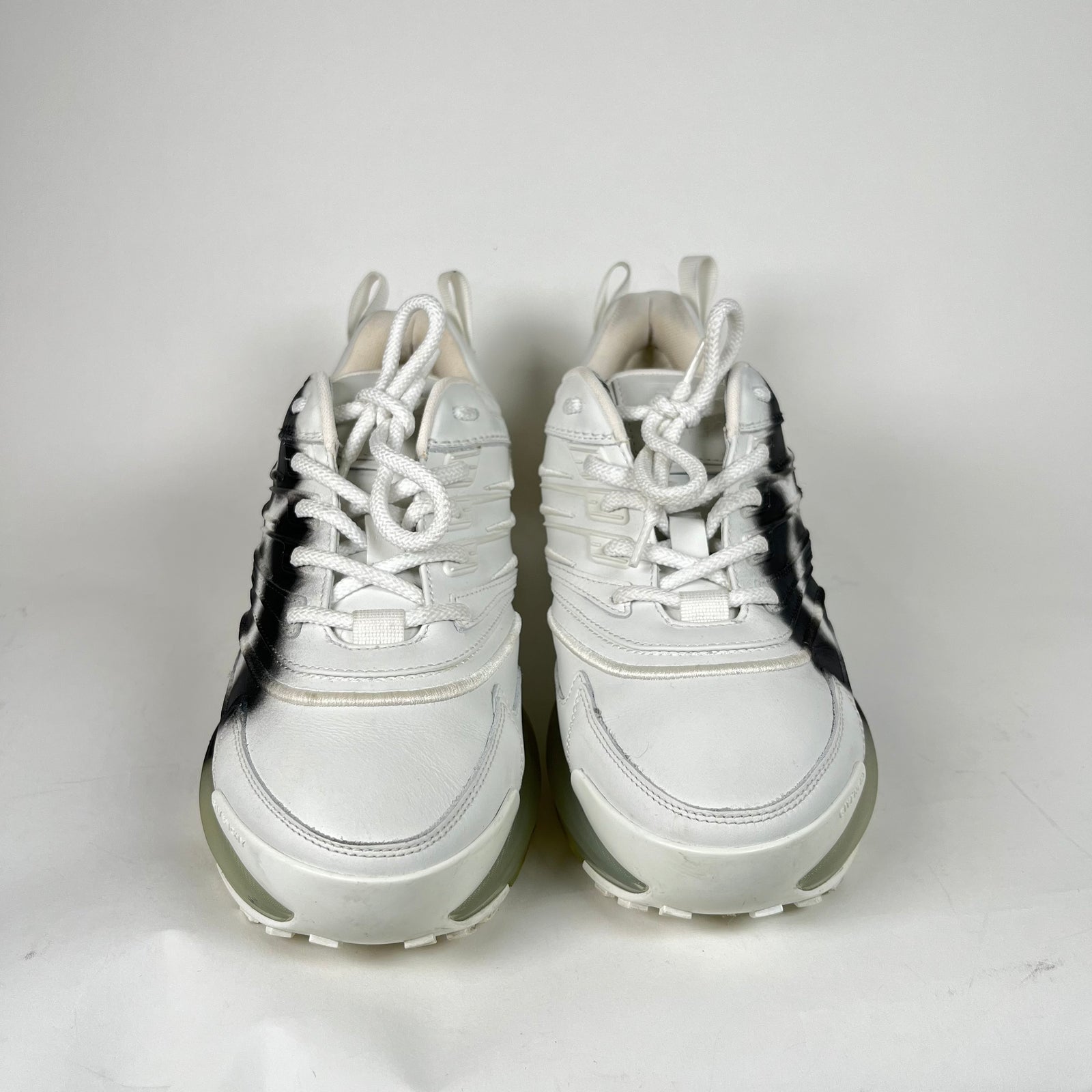 Givenchy White Leather Chito Giv 1 Runner Sneaker Size 40