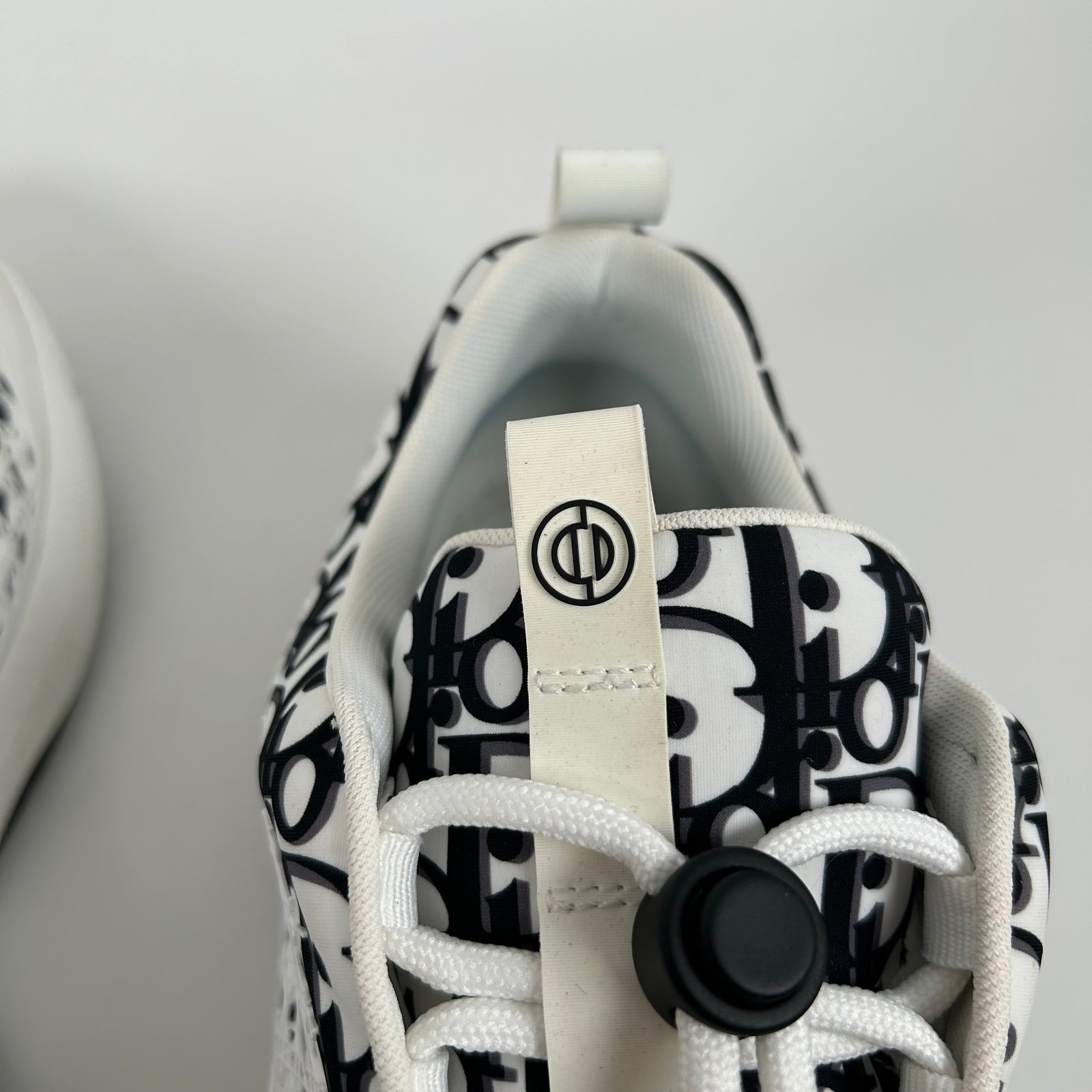 Dior B24 White And Black Monogrom Oblique Cannage Size 45