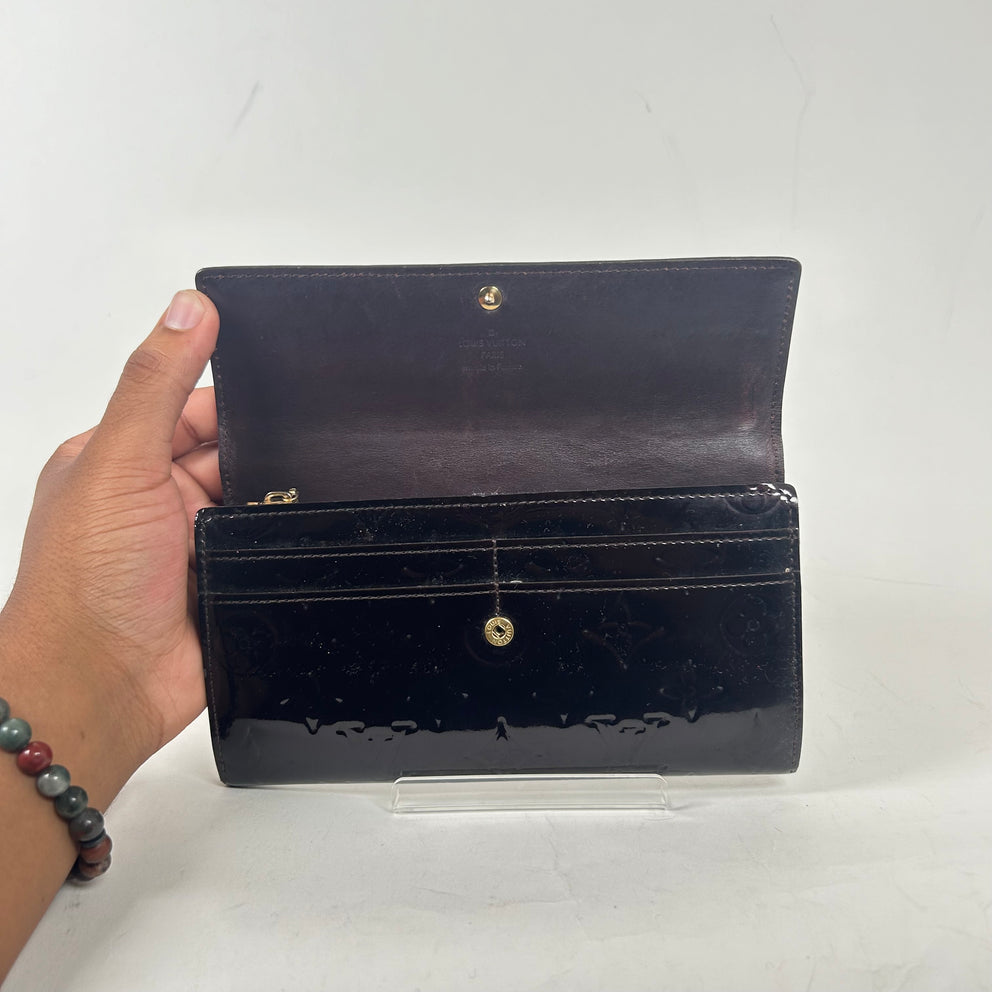 Louis Vuitton Portefeuille Monogram Vernis Sarah Wallet