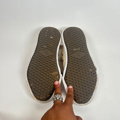 MMY Cream Peterson Sneaker Size 40