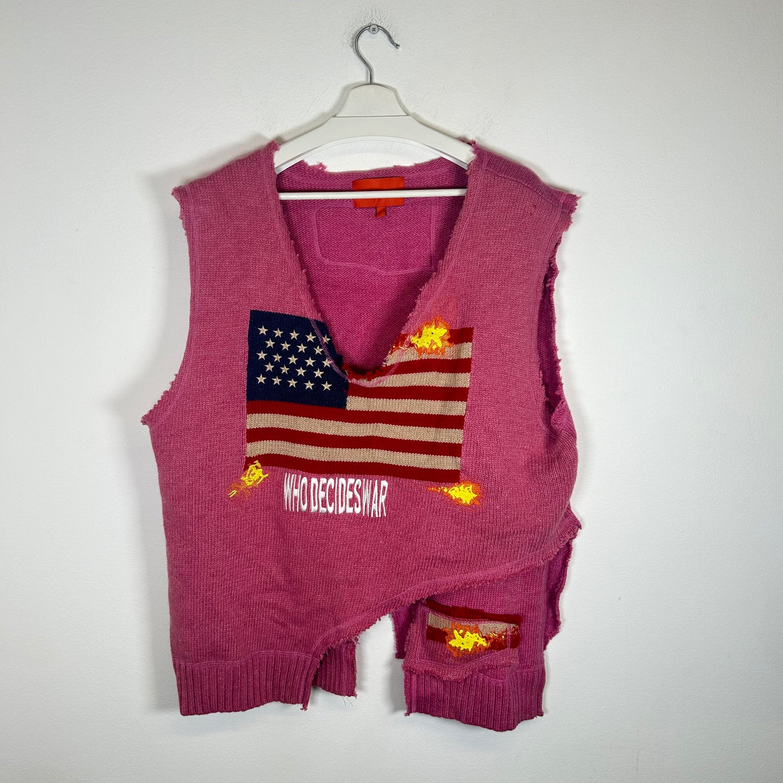 Who Decides War Pink Lardeur Sweater Vest Size L
