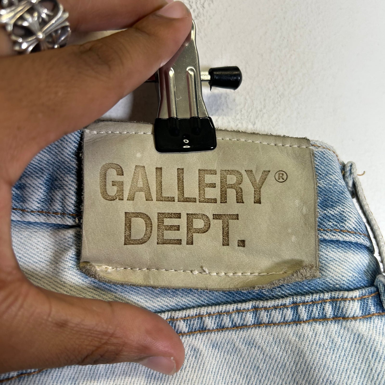Gallery Dept Lightwash LA Flare 90210 Jeans Size 32