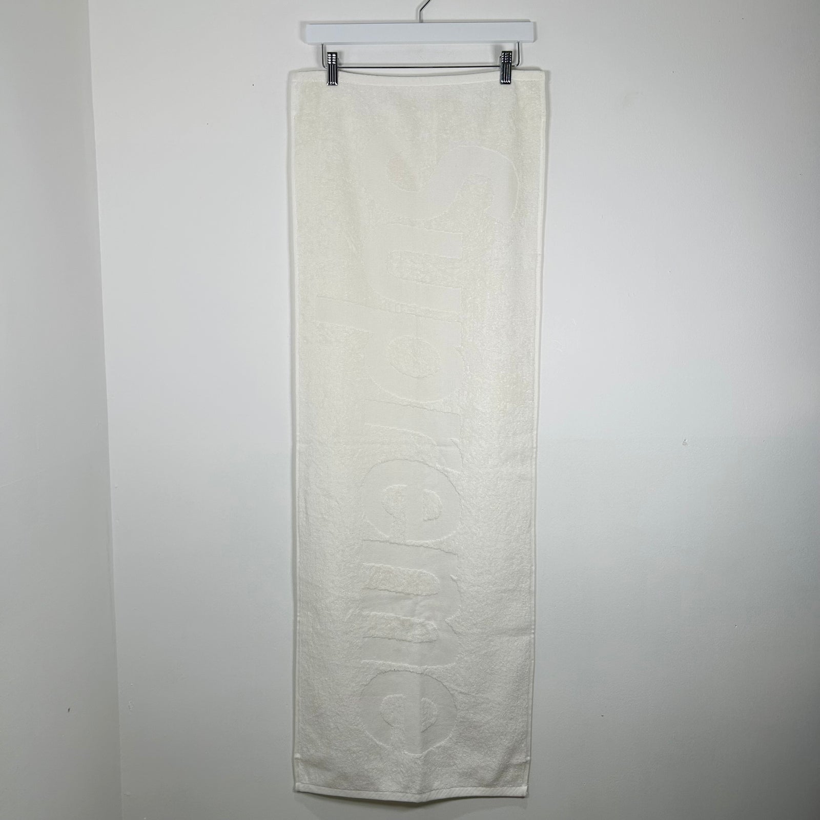 Supreme White Towel