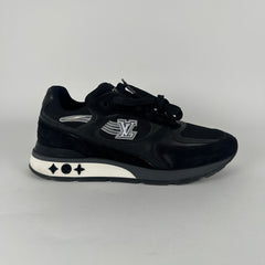 Louis Vuitton Runaway Black / Grey Sneakers Size LV 6.5