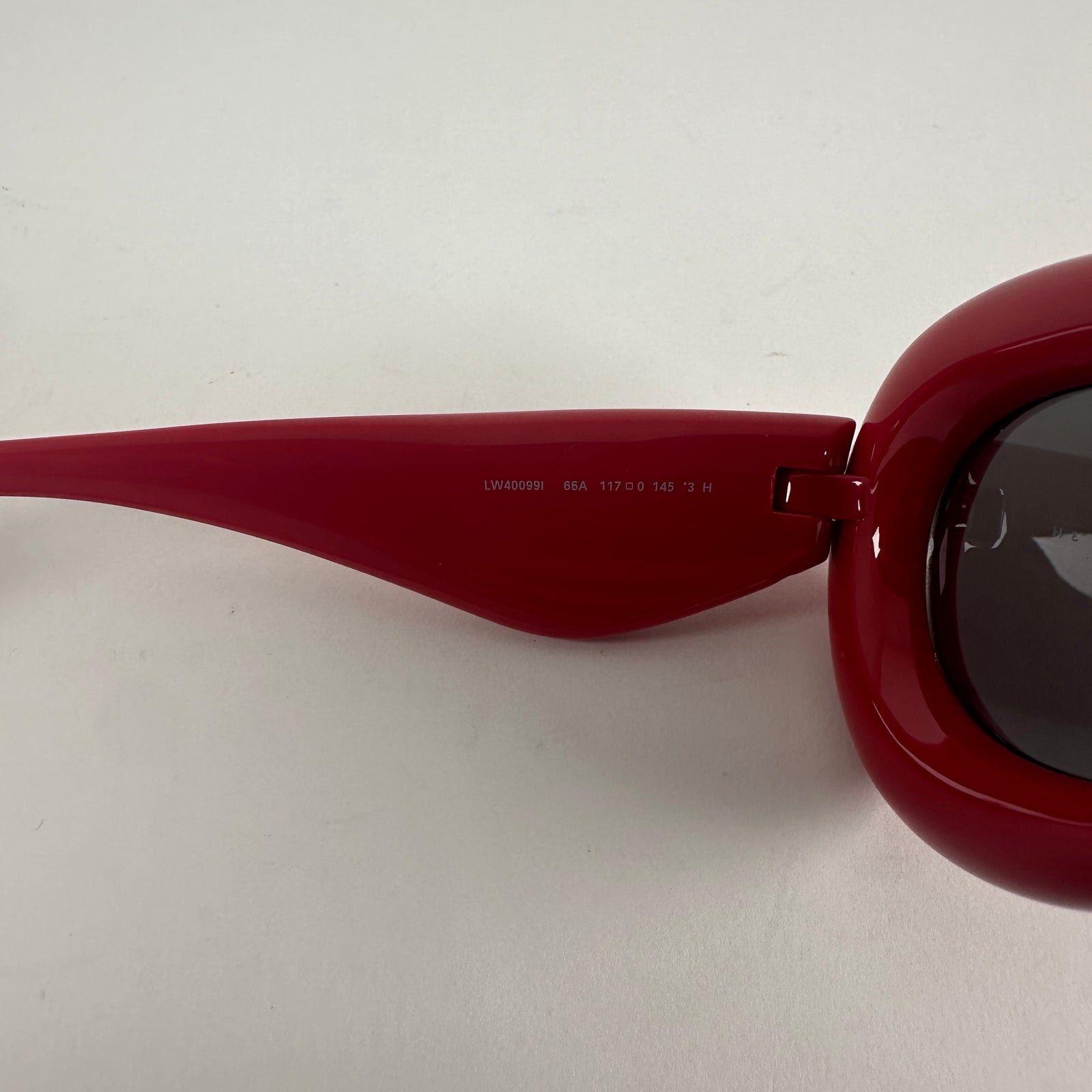 Loewe Inflated Round Frame