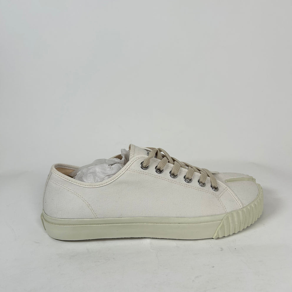 Maison Margiela White Canvas Low-Top Tabi Sneaker Size 42