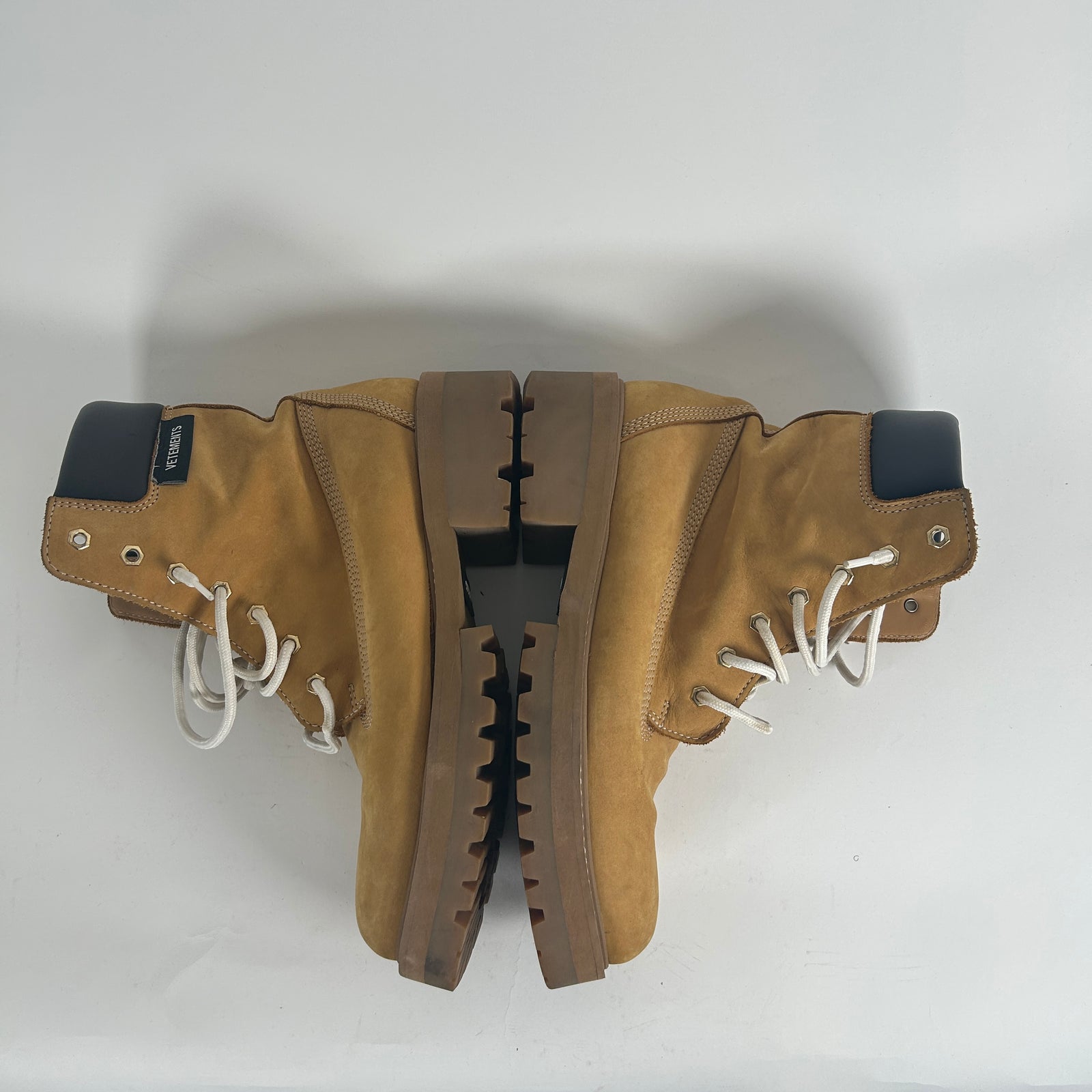 Vetements Mock Timberland Buttas Size 44