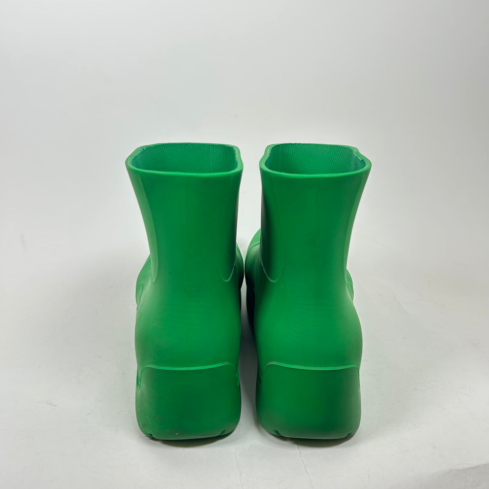Bottega Veneta Green Puddle Boots Size 44