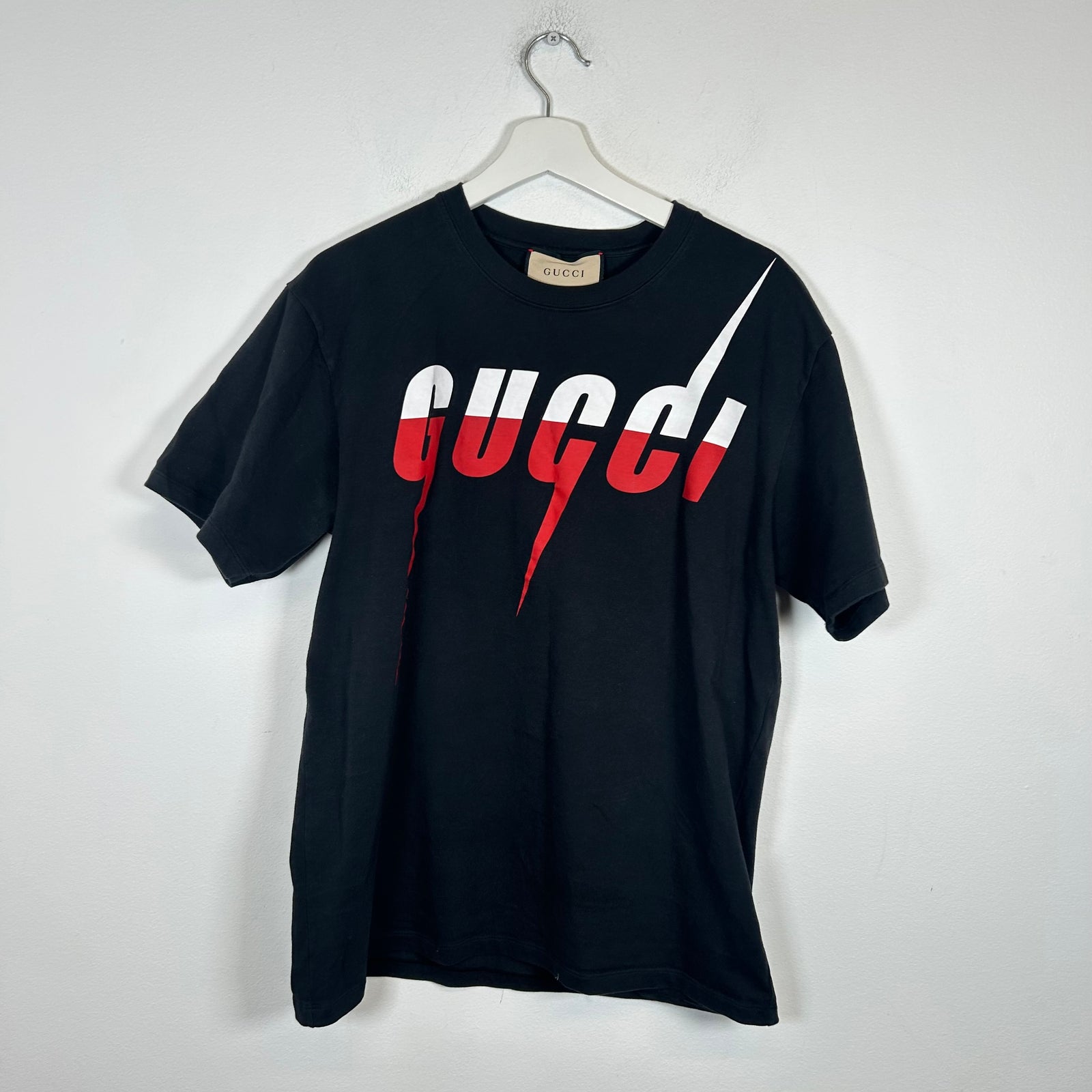 Gucci Black/Red Blade Logo T-Shirt Size M