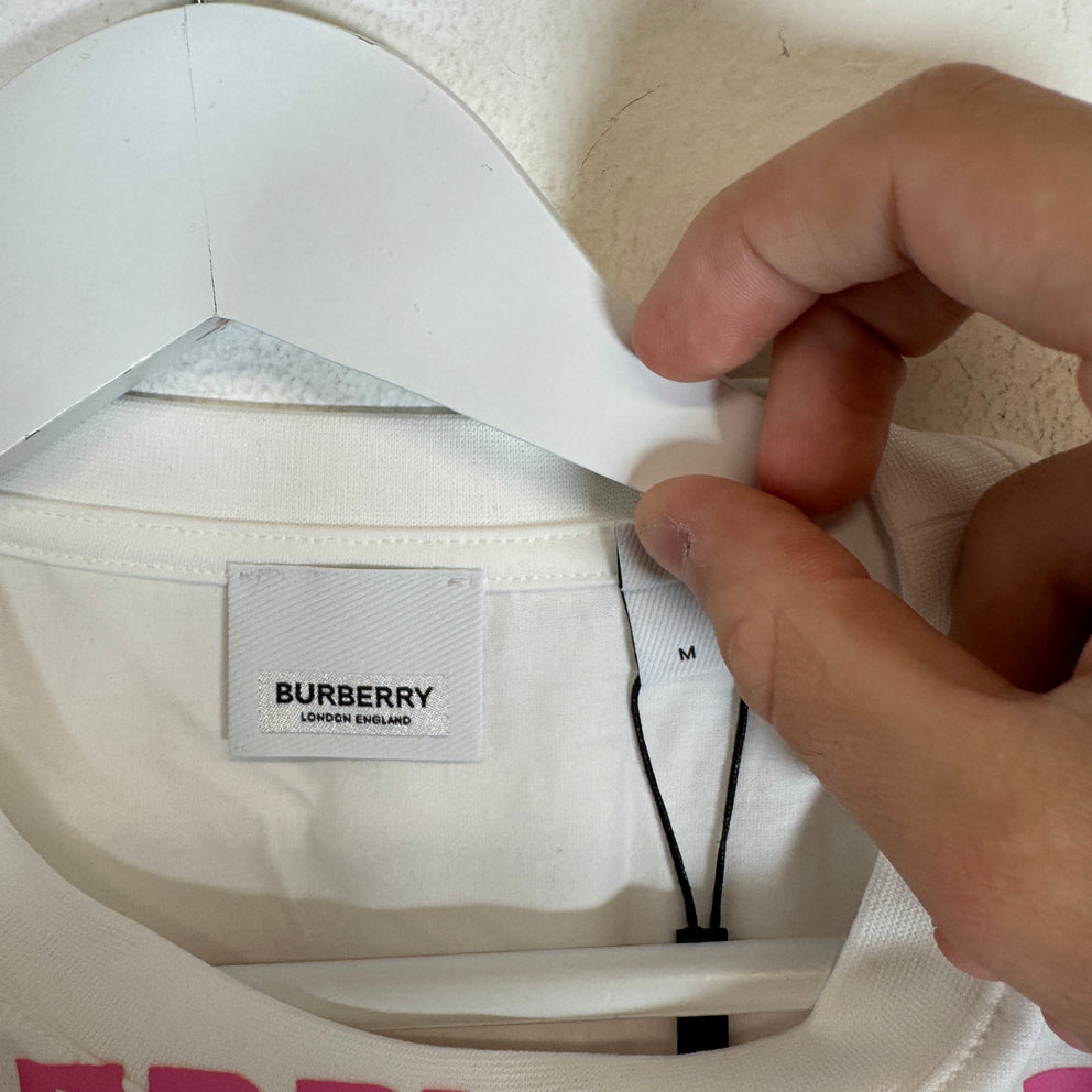 Burberry White/Pink Location Print T-Shirt Size M
