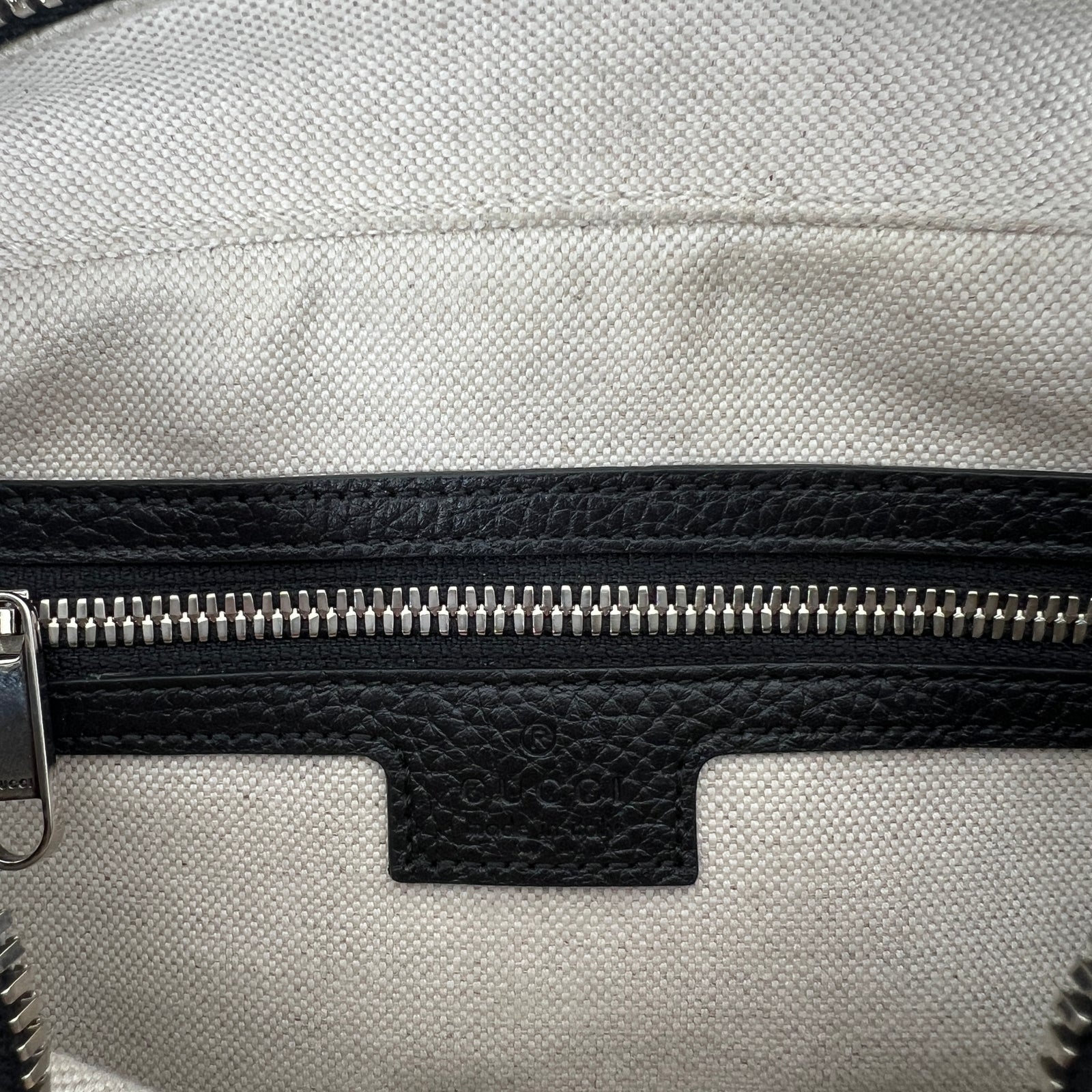 Gucci Black Jumbo GG Medium Messanger Bag