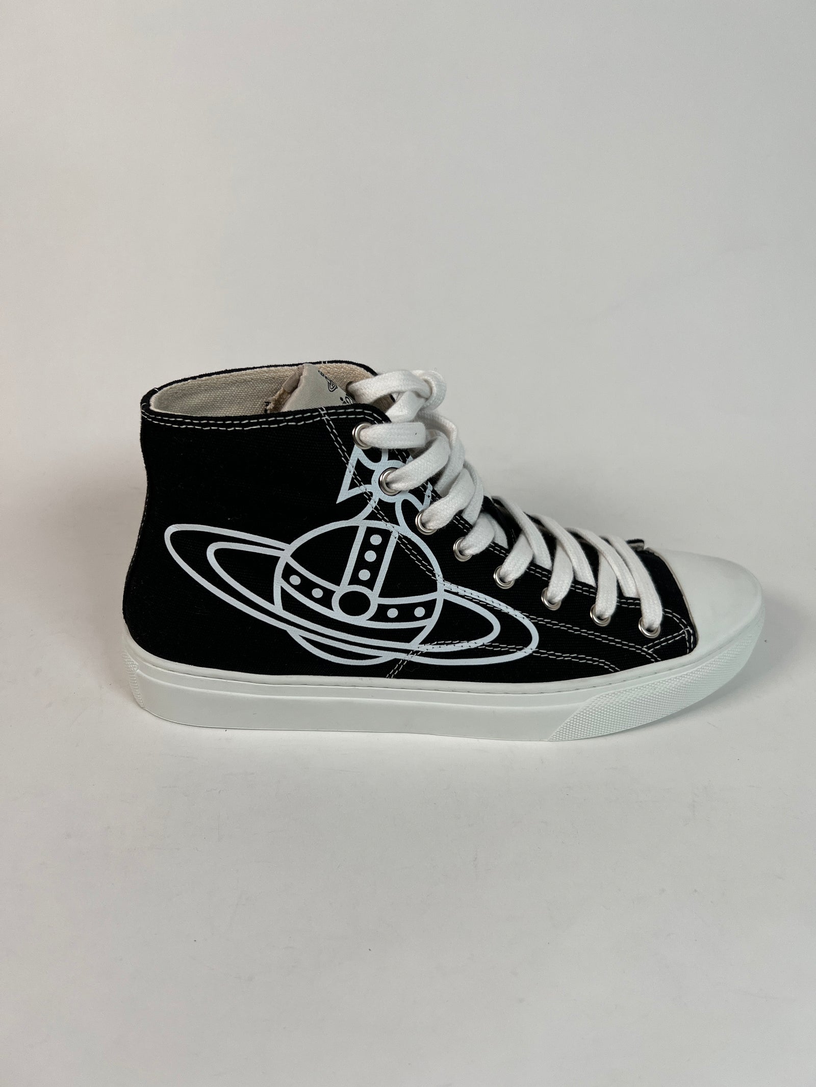 Vivienne Westwood High Top Black Size 42