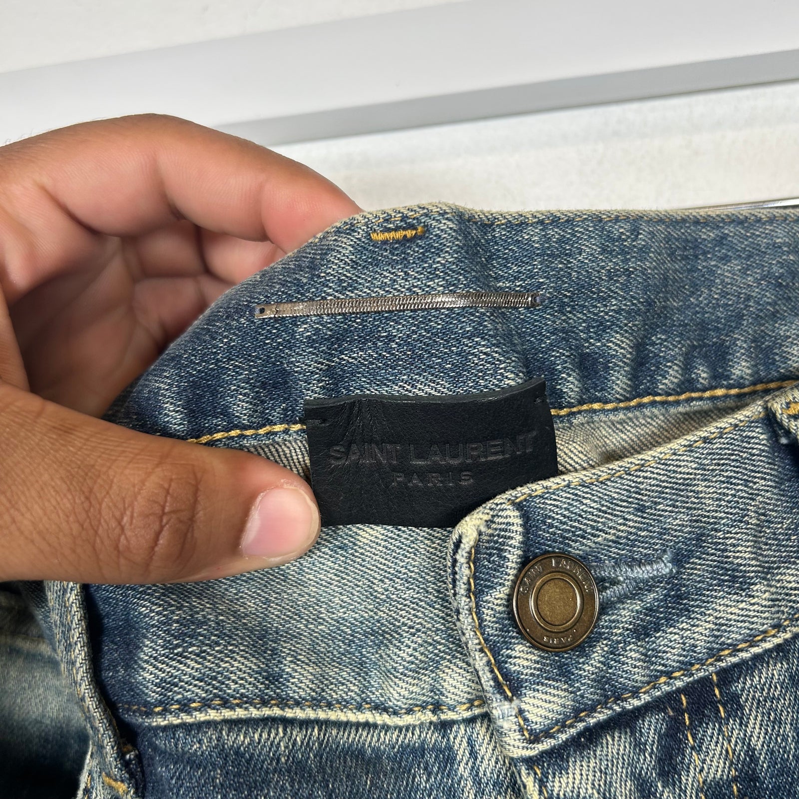 Saint Laurent Lightwash D02 Jeans Size 34