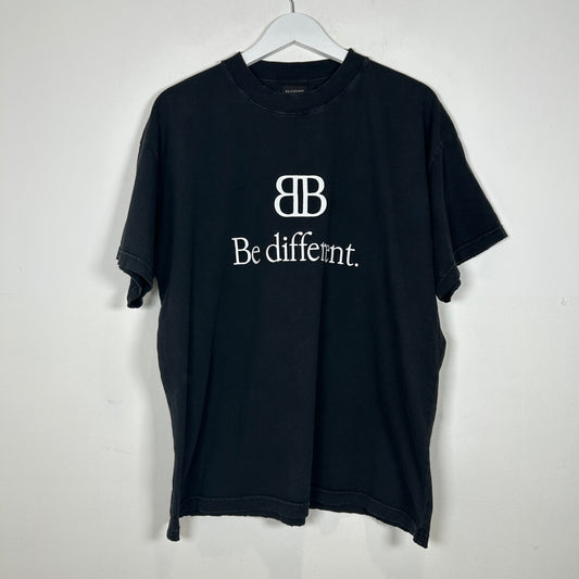 Balenciaga 'Be Different' Graphic T-Shirt Size XL