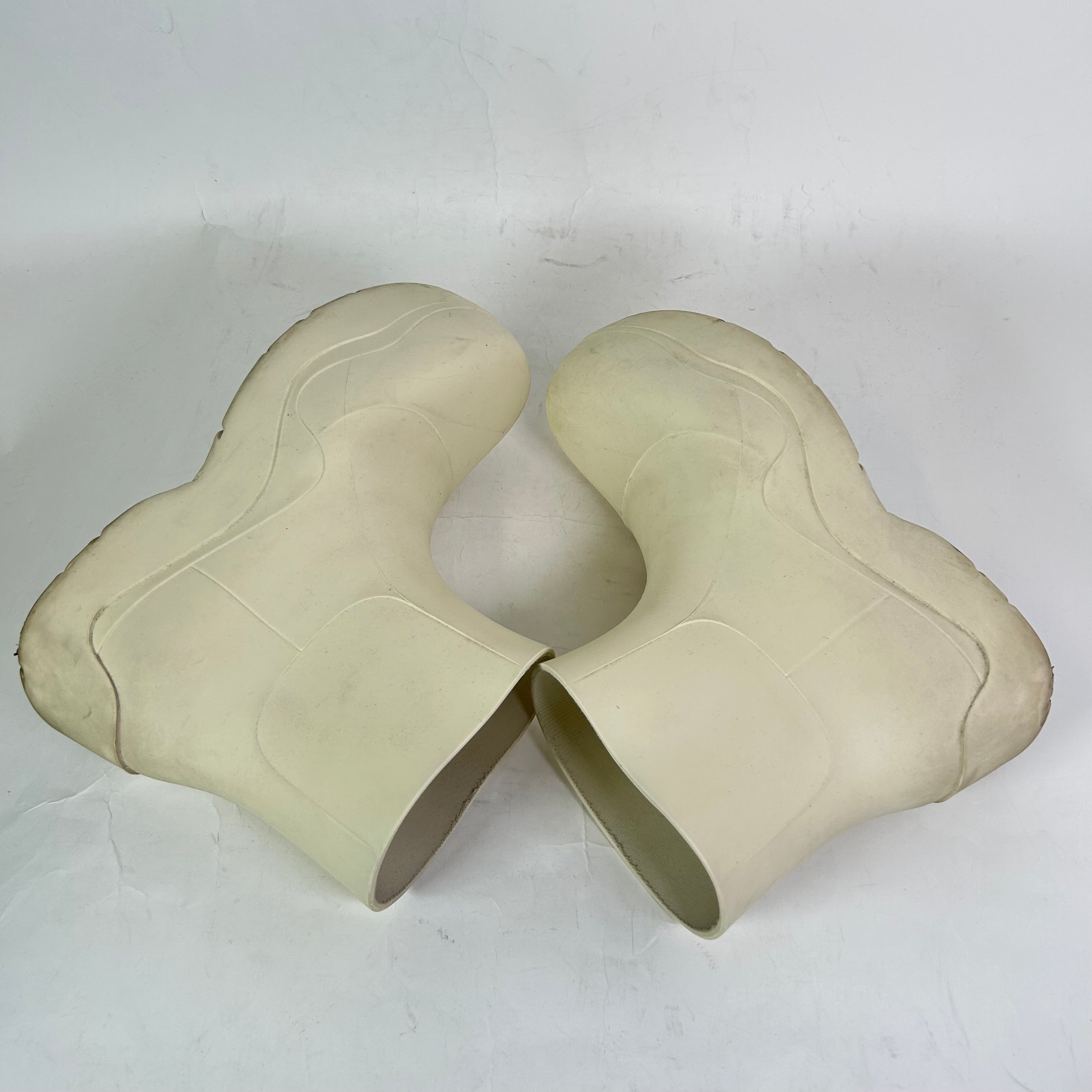 BOTTEGA VENETA ミュール　サイズ34 1/2 Bottega Veneta Cream Puddle Boots Size 43 – Street Commerce