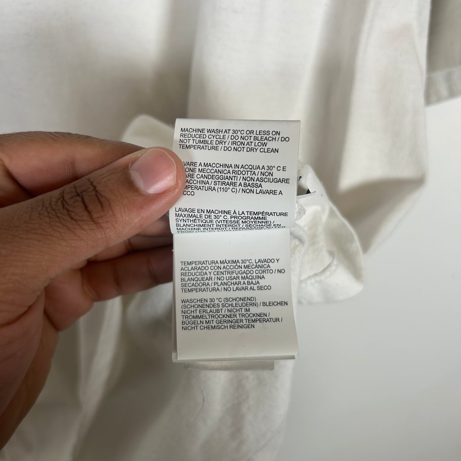 Off-White Burgundy Spider Graphic T-shirt Size M