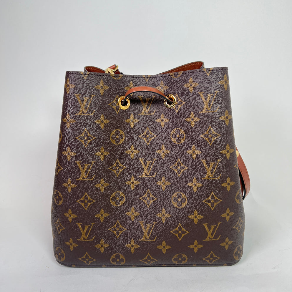 Louis Vuitton Monogram NeoNoe MM Bucket Bag