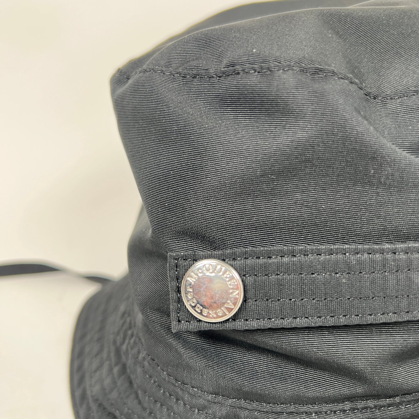 Alexander McQueen Black Logo Bucket Hat Size L
