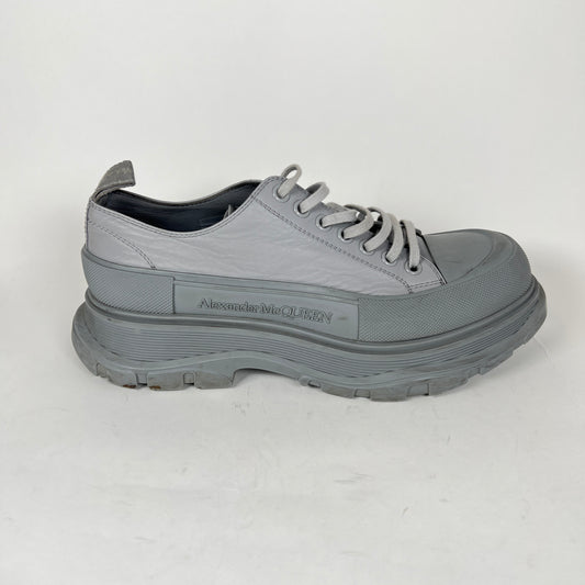 Alexander McQueen Grey Tread Slick Low Top Sneaker Size 45