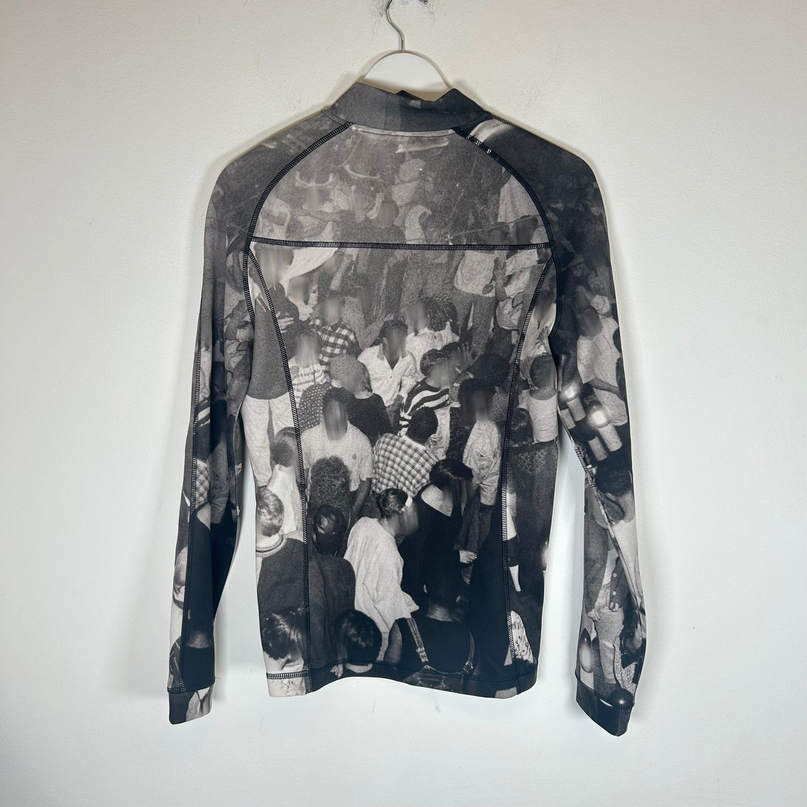 Burberry Riot Quarter Zip Top Size S