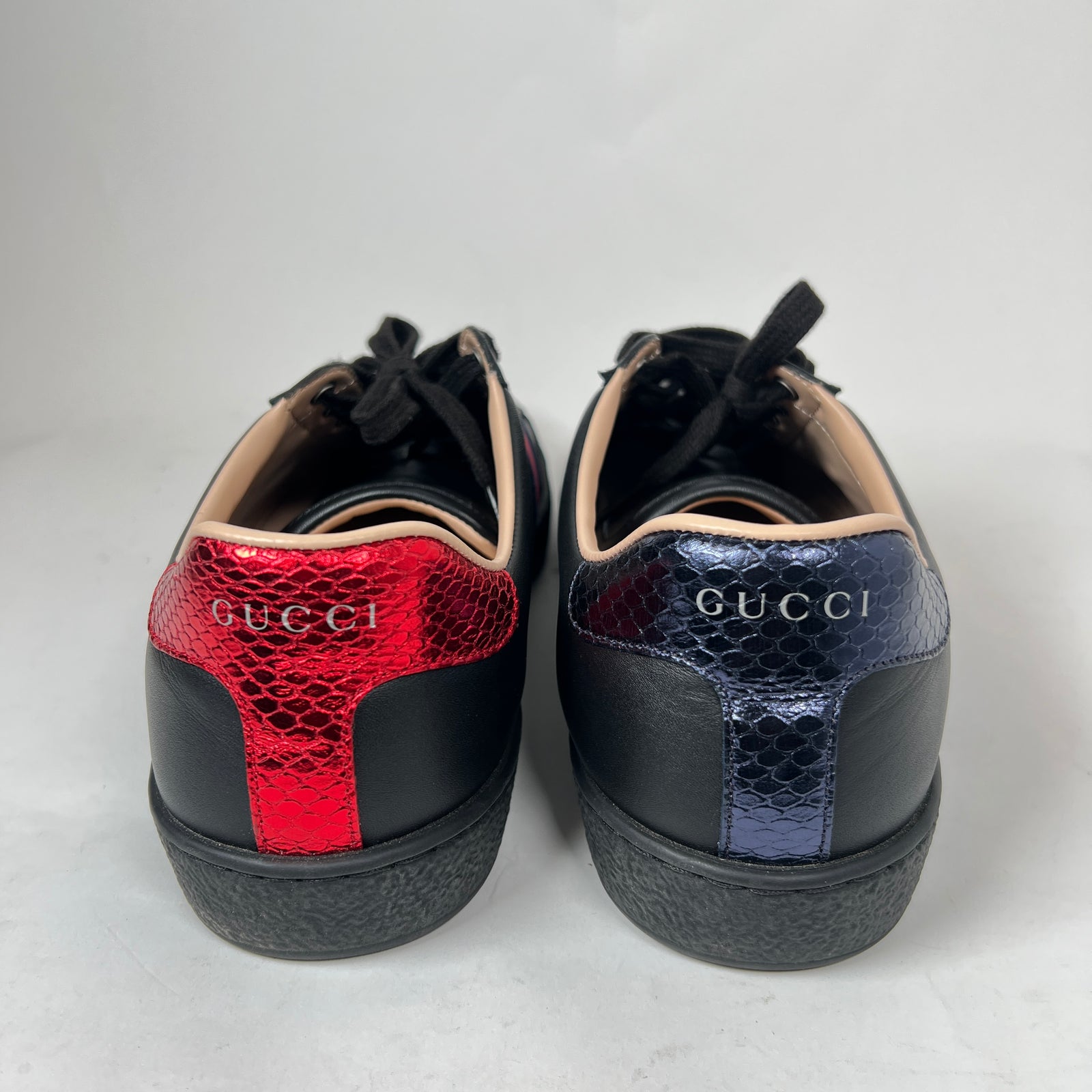 Gucci Black Embroidered Bee Ace Sneaker Size GG 8