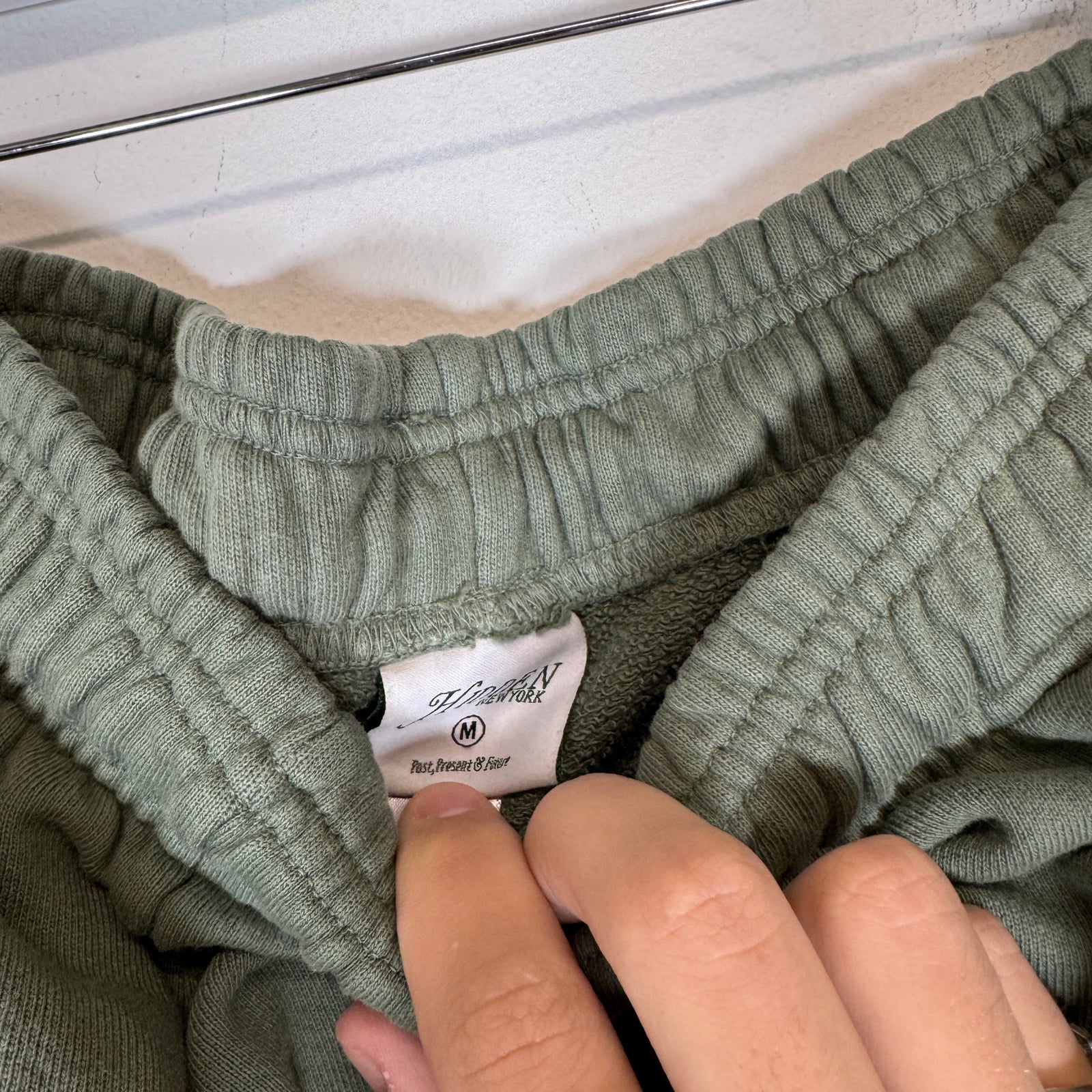 Hidden NY Sage Green Sweatpants Size M