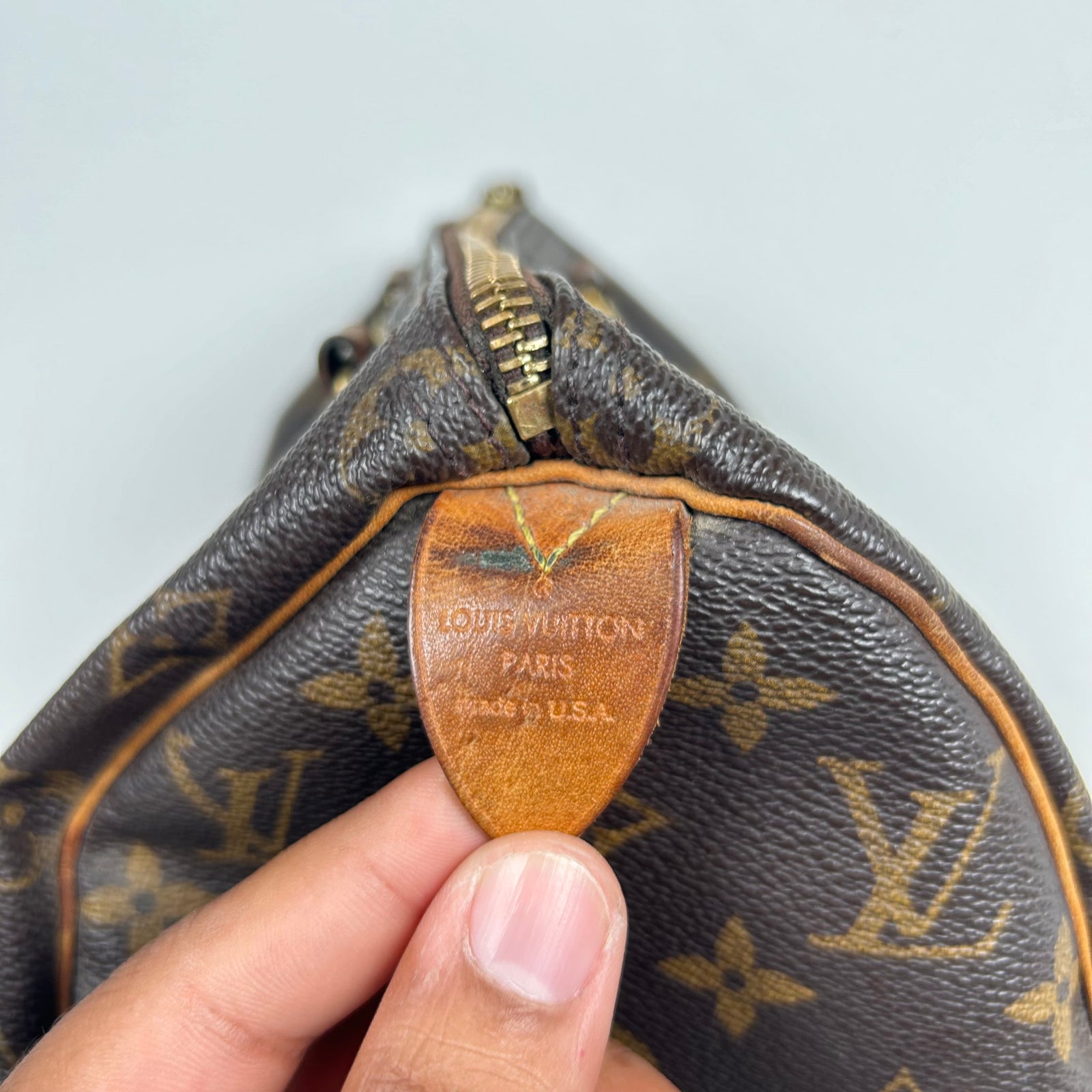 Louis Vuitton Monogram Speedy 25