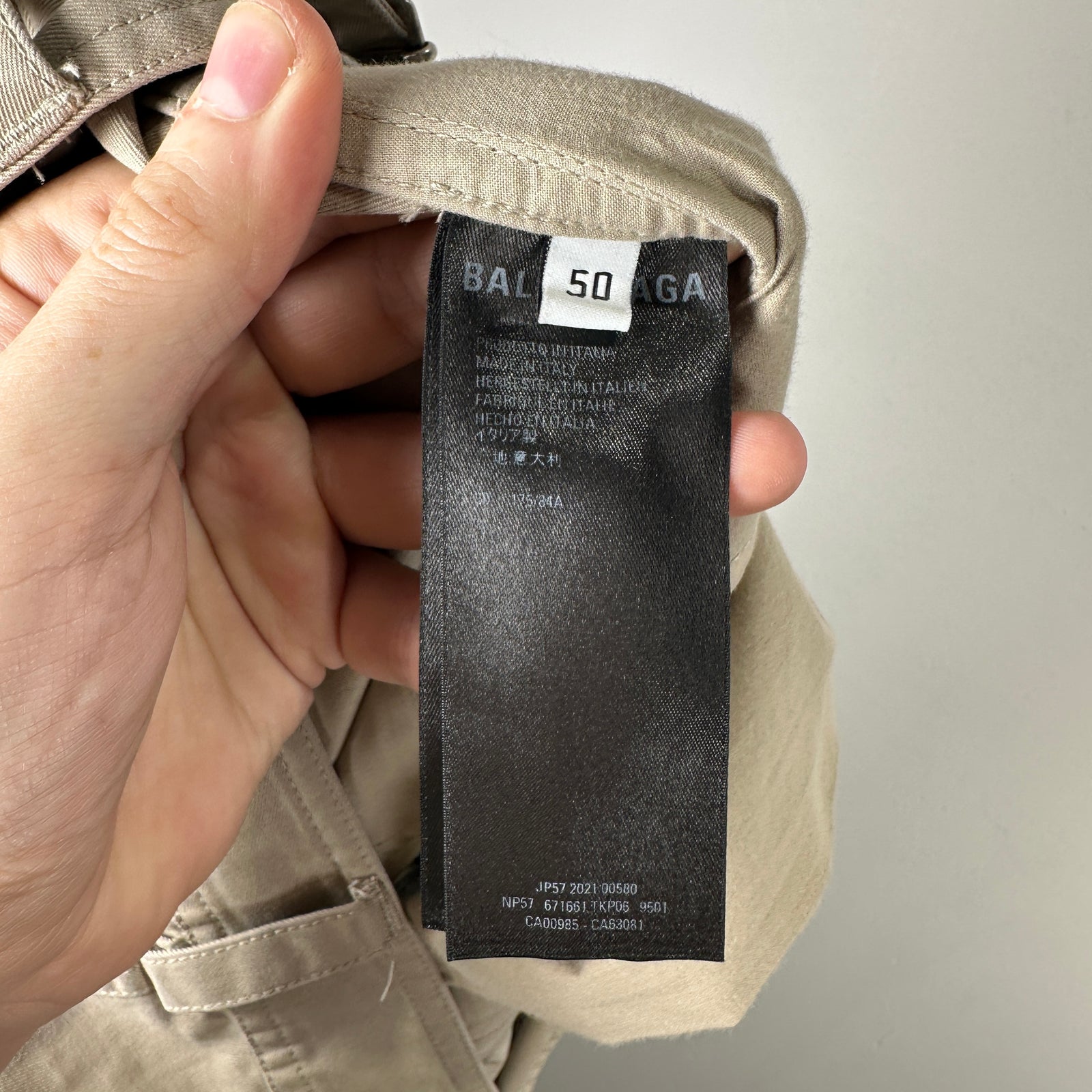Balenciaga Khaki Cargo Shorts Size 34
