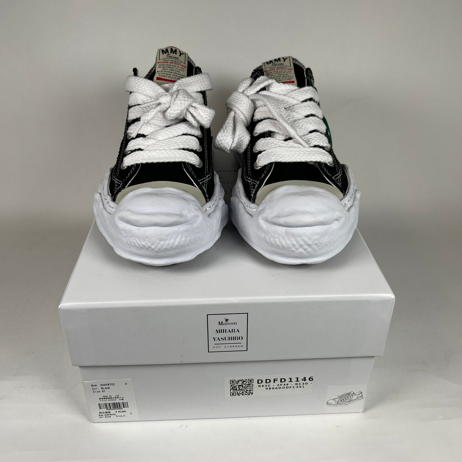 Maison Mihara Black Low Top Size 41