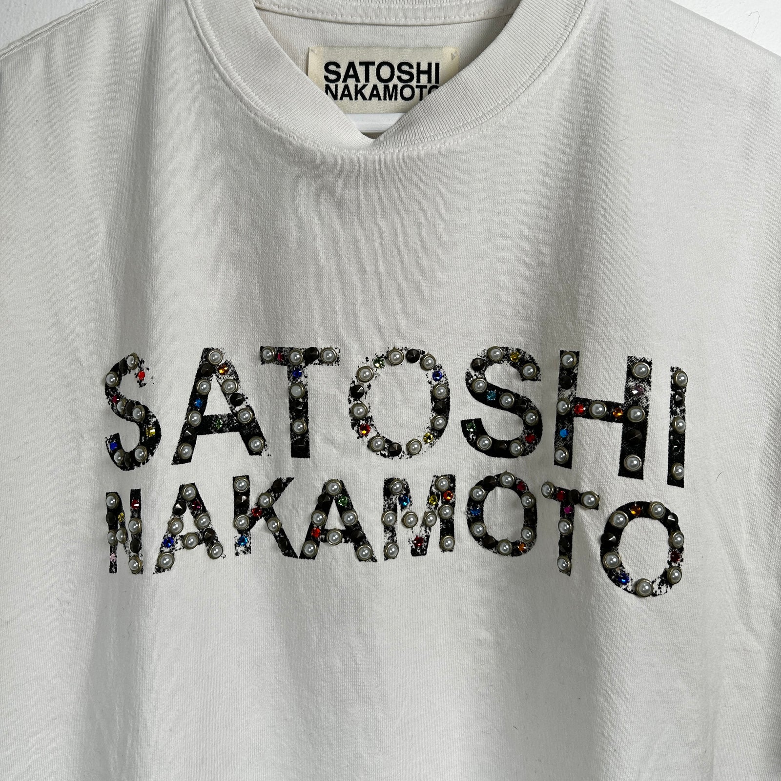 Satoshi Nakamoto White Studded Logo Graphic T-Shirt Size L