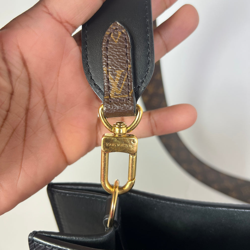 Louis Vuitton Epi Leather Sac Plat GM Tote Bag