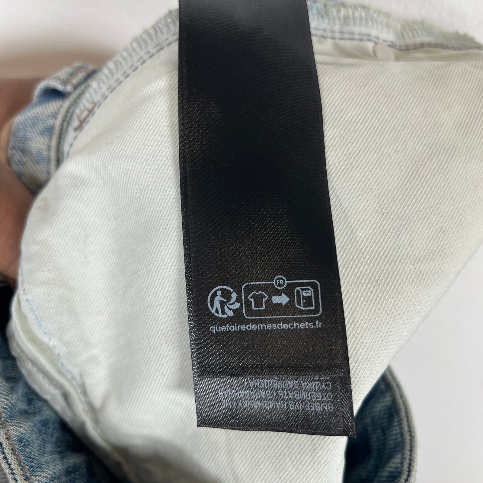 Balenciaga Lightwash Baggy Denim Jeans Size 32