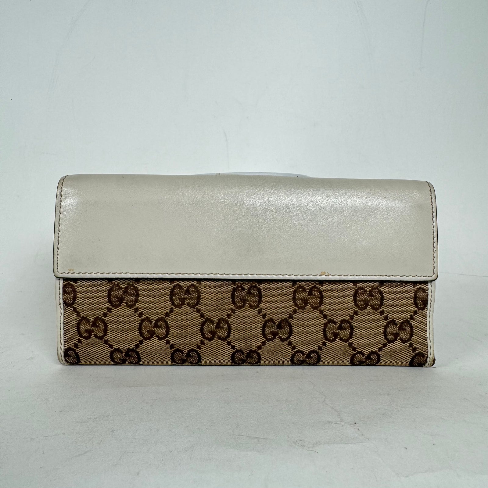 Gucci Beige GG Heart Monogram Wallet