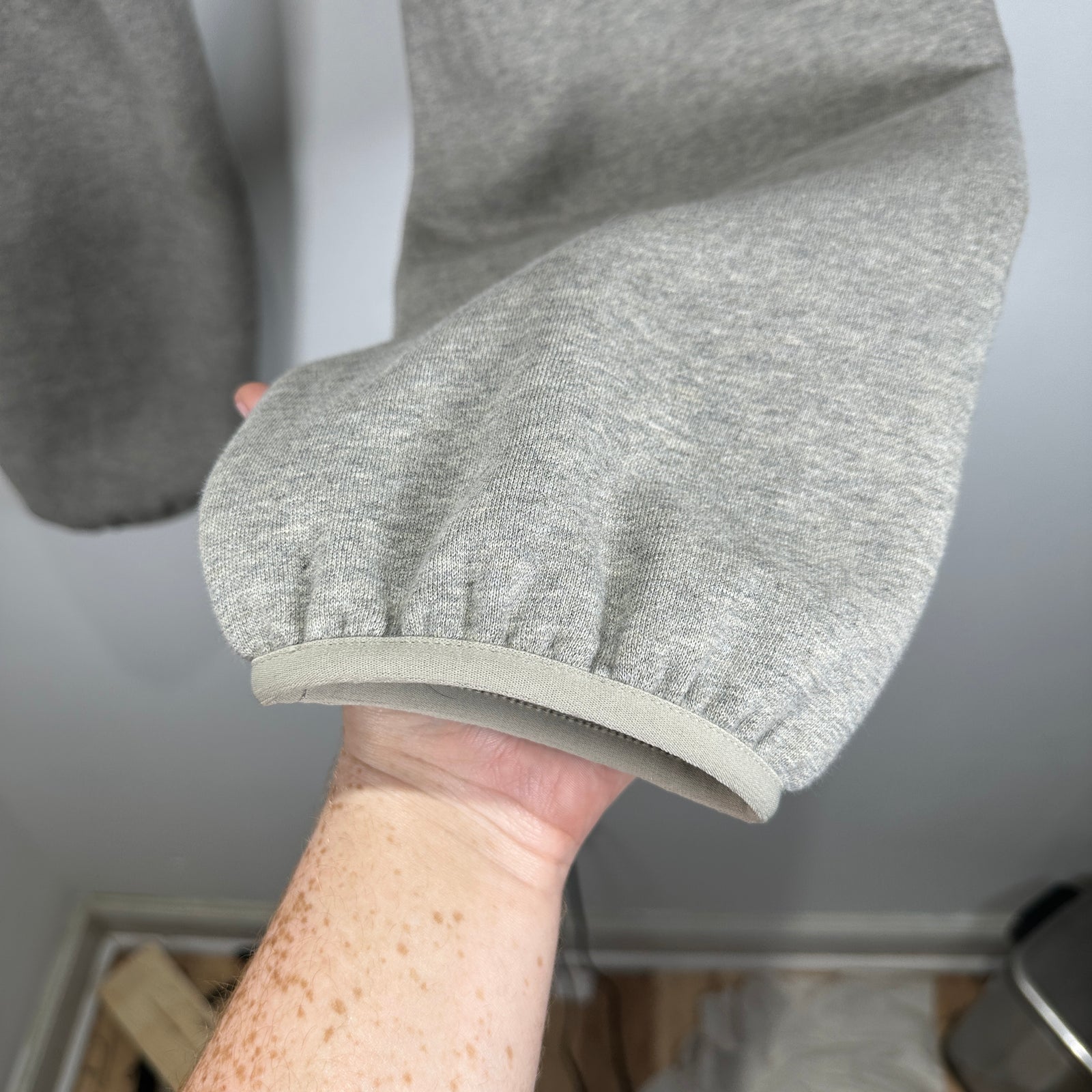 Essential Dark Heather Sweatpants Size M