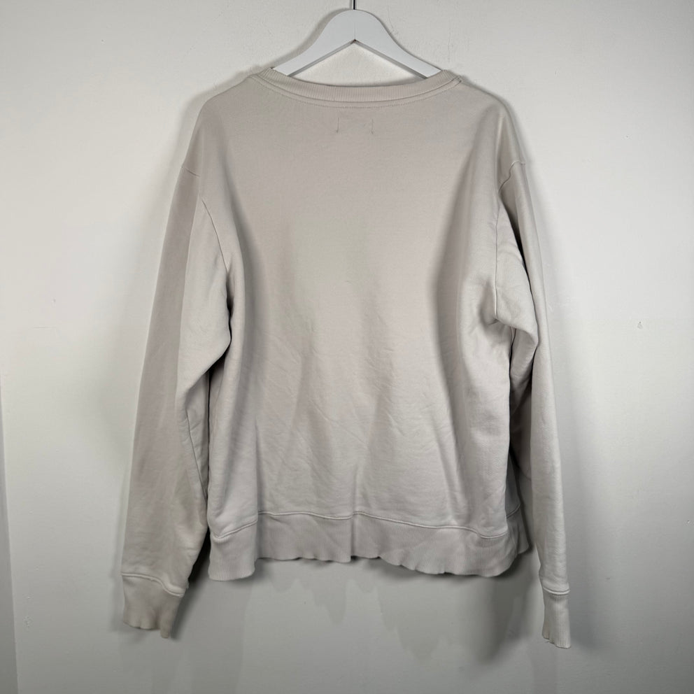 424 'Here To Help' Graphic Crewneck Size XL
