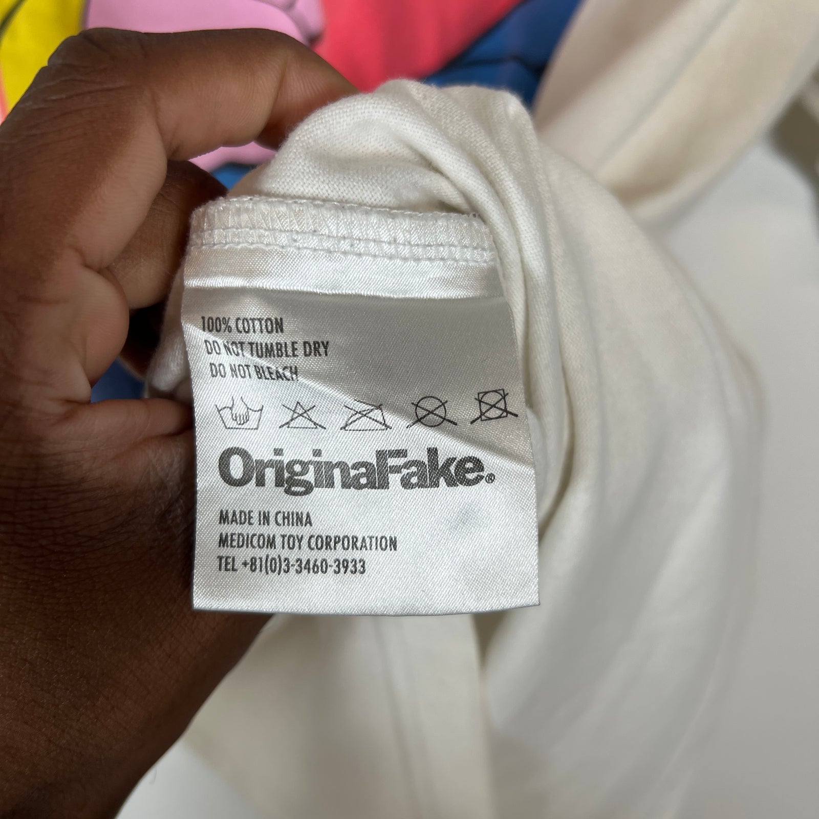Original Fake x Kaws Michellin Man T-Shirt Size 4
