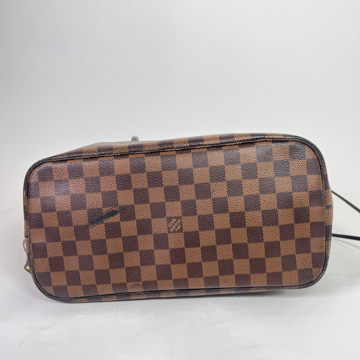Louis Vuitton Damier Ebene Neverfull MM Toe Bag